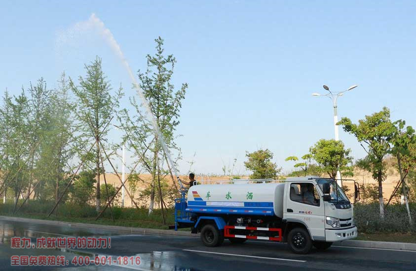 五十铃5吨洒水车绿化高炮图片.jpg