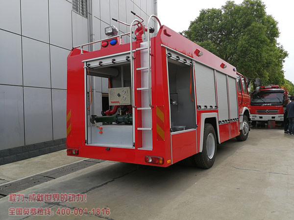 东风153消防车5.jpg